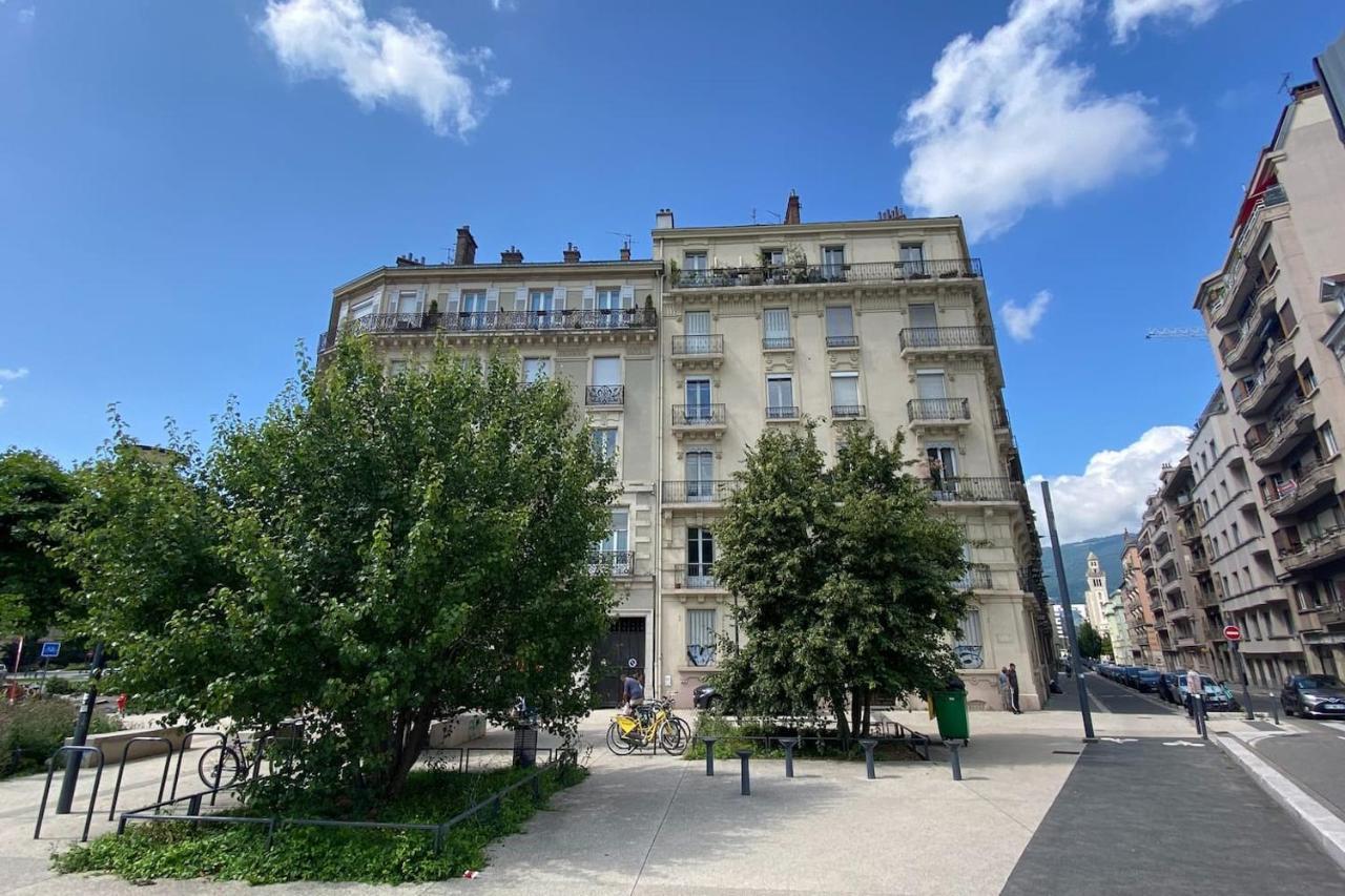 Le Telepherique, Vue Bastille, 6 Pers, 300 M Gare Grenoble Exterior photo